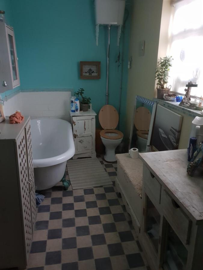 Le Studio Attic , Fridge Tv Microwave, Chester Esterno foto